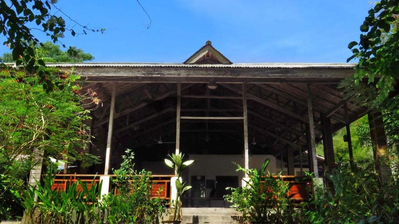 Two Fish Resort Bunaken Exterior foto